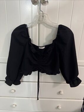 Timing Black Puff Sleeve Ruched Crop Top
